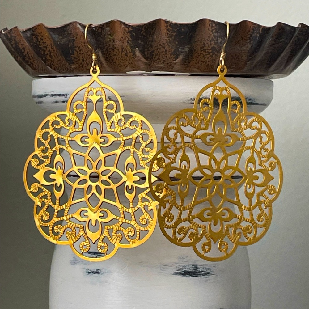 Gold earrings